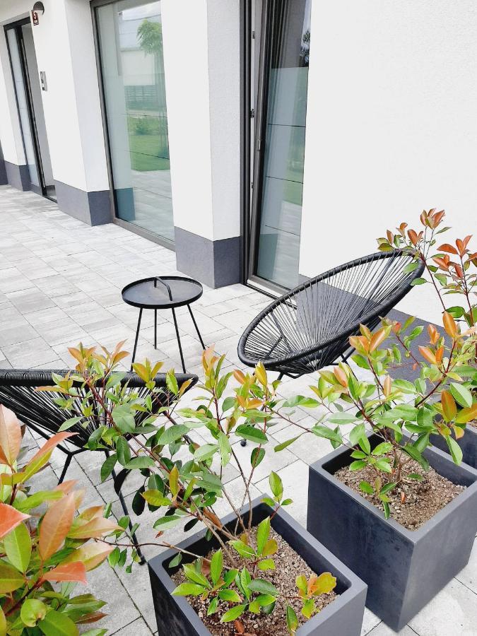 Green Bee Apartment 레쎄 외부 사진